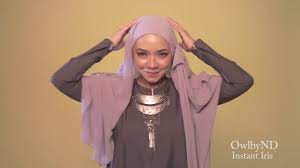 So, siapa yang nak pakai tudung cantik macam nora danish boleh dapatkan shawl yang dia keluarkan. Tutorial Plain Shawl Owl By Nora Danish Youtube Nora Danish Plain Nora