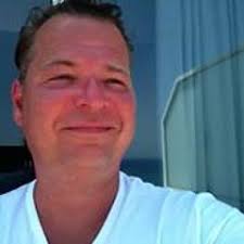 Listen to playlists featuring LAUWE