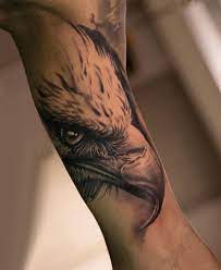 Hardik pandya got a 'tiger' tattoo inked on his body. Hardik Pandya S Tattoo Artist Reveals The Secrets Behind His Tattoos