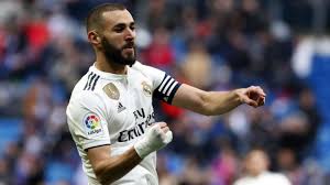 Laliga Santander Real Madrid Surrenders They Ve Criticised Benzema For 10 Years But He S The Best Marca In English
