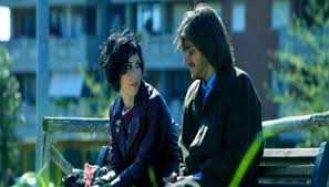 Insomma, birds è il tuo secondo ma primo album ufficiale, nonché colonna sonora di tutti i santi giorni. Tutti I Santi Giorni Paolo Virzi Luca Marinelli E Federica Victoria Caiozzo Parlano Del Film Film 2012