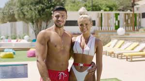 Love island review / update amber gill and greg o'shea have been crowned the winners of this year's love island. Which Love Island 2019 Couples Are Still Together Here S What Happened To The Cast After They Left The Villa