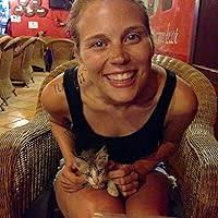 Tahini and Turmeric: 101 Middle Eastern Classics -- Made Irresistibly Vegan  by Vicky Cohen