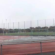 Det som ligger närmast johanneshovs kontoret är förskola ängen i enskede. Karrtorps Ip Athletics Sports In Karrtorp