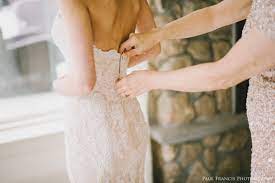 A brother and sister discover each other on july 4. Liz And Ken Indian Trail Club Franklin Lakes Nj Wedding Photography Paul Francis Photography