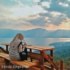 Terus bagaimana dan berapa biaya alias tarifnya??? Danau Singkarak Asal Usul Misteri Keindahan