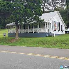 6364 Eastern Valley Rd Mccalla Al 35111 Find Real Estate Little Dream Home Renting A House