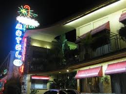 Hollywood downtowner inn is your best choice for convenience, comfort and affordability. The Great Vintage Sign Of Hollywood Downtowner Picture Of Hollywood Downtowner Inn Los Angeles Tripadvisor