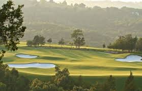 Tiger Woods Designing Public Golf Courses In Missouri And Chicago Frommer S Golf Courses Public Golf Courses Golf