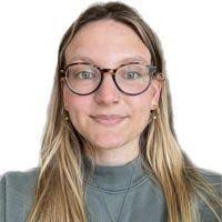 Elizabeth Litwin's Instagram, Twitter & Facebook