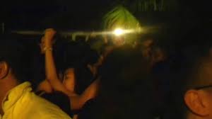 Siloso Beach PArty 2014 - My hot wife kissing stranger part 1 - YouTube