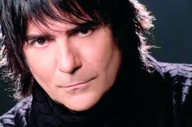 Check spelling or type a new query. Renato Zero E Gay La Verita Nelle Parole Del Cantante