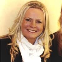 Leanne Dyson's Instagram, Twitter & Facebook