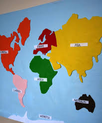 Includes australia outline and australia stencil. Montessori Felt Map Of World Continents Spanish French Etsy In 2021 Montessori Materials Montessori Geography Montessori Color