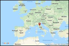 Kortet er indrammet i en simpet skifteramme 50x60 selve kortet måler 54x44. Italy National Id Centre