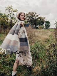 Dog fur has been used to make a soft and warm yarn, or chiengora, throughout history. Chiengora Wie Modus Intarsia Die Textilindustrie Revolutioniert