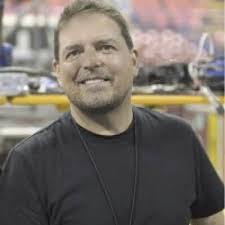 Jon Lemon's Instagram, Twitter & Facebook