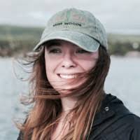 Madeline Farrell's Instagram, Twitter & Facebook