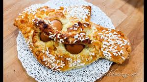 Cudduri cu' l'ova (dolce pasquale). Cuddura Cu L Ova La Ricetta Della Tradizione Siciliana Cosi Come Mi E Stata Tramandata Dalla Mamma L Angolo Delle Prelibatezze