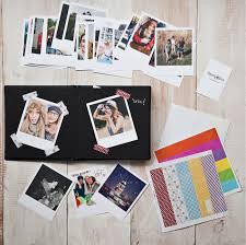 Karsinizda Ani Kitabi Anilarina Dokundun Simdi Sira Onlara Hem Dokunup Hem Yazmakta Yaraticiligini Konus Photo Scrapbook Photo Album Friend Birthday Gifts