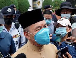 Tubuh kerajaan, penuhi syarat 30 kerusi datuk seri annuar zaini. Sultan Nazrin Nasihat Cari Formula Terbaik Selesai Krisis Politik Utusan Digital