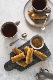 Baked Turon Filipino Banana Spring Rolls Lemons Anchovies