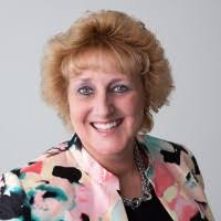 Darlin Palacios Email & Phone Number