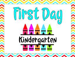 First day of kindergarten sign printable. Cute Printable First Day Of School Signs