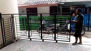 Seperti julukannya, pagar ini memang sengaja dibuat untuk memberikan pemanfaatan ruang yang sangat efektif. Video Pagar Lipat Solusi Buat Lahan Garasi Sempit Ide Pagar Murah Pagar Pintu Garasi
