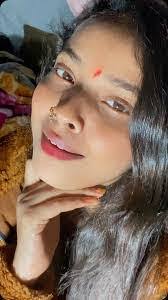 Karen Pingel's Instagram, Twitter & Facebook