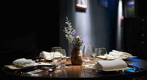 Best Fine Dining And Michelin Starred Restaurants In Singapore To Impress Visitors Who Are New To The Lion City Fine Dining Fine Dining Restaurant Singapore