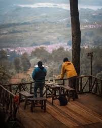 Wisata kuningan hutan desa setianegara hutan desa setianegara merupakan tempat wisata kuningan jabar terbaru dan hits yang tepat buat kamu, yang ingin sejenak menghindar dari ramainya perkotaan. Gunung Ciremai Yuk Tamasya Ke Talaga Surian Gunung Facebook