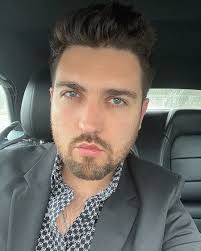 Ali Ashtigo (@aliashtigo) • Instagram photos and videos