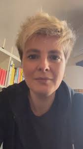 Le spectacle Guten Tag Mme Merkel, nommé dans la catégorie Molière du  Seul.e en scène, est porté en alternance par Anna Fournier et Candice  Bouchet., Anna Fournier remercie chaleureusement… pendant ...