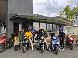 If there are 5 of you, or even if more than 2 of you are over 6ft tall. Uncle B Langkawi Motor Sewa Bike Rental Home Facebook