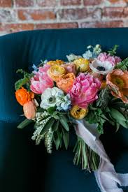 Flower market resource for flower growers, shippers, suppliers, floral wholesalers, distributors, floral designers, event planners and retail florists. J Wiley Photography The Unique Space Los Angeles Downtown Wedding Mural Geometric Hipster Offbeat Downtown Wedding Flower Bouquet Wedding Warehouse Wedding