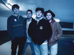 Alles für deine party bei party.de! Provinz Gehen Alleine Nach Hause Wenn Die Party Vorbei Ist Diffus