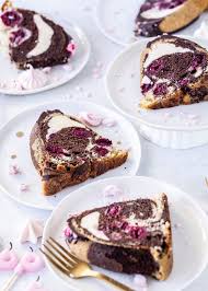 Donauwellen Gugelhupf Rezept Mit Chessecake Fullung Ruhrkuchen Einfach Lecker Backen Marmorkuchen Gugelhup Kuchen Rezepte Einfach Lecker Backen Einfach Lecker