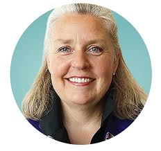 Mentors in the Making: Leslie Simmons