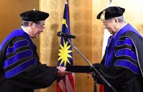 Mahathir inginkan nama malaysia dikenali dalam pentas dunia. Dr Mahathir Dianugerah Ijazah Doktor Kehormat Oleh Universiti Antarabangsa Jepun
