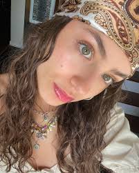 Triniti Cruz 🇵🇷🦋🎬🍄🌞💚🌈