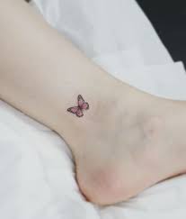 Beautiful Butterfly Tattoo Ideas Topstoryfeed Tiny Butterfly Tattoo Butterfly Tattoo Creative Tattoos