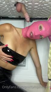 Prettyinpinkxoxo 24 09 2021 2228907850 loveeee draining cocks under the  table next you ll find me under your desk onlyfans xxx porn videos