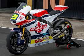 Fausto gresini's team have won world championships in the 250cc series and the moto2 series. Gresini Racing On Twitter La Nuova Livrea Della Kalex Di Xavsim19 Here S The Federal Oil Gresini Moto2 Kalex With New Livery Federaloil Id Http T Co Jw01pcxilx