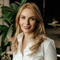 Patti Mchugh's Instagram, Twitter & Facebook