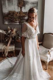 Maybe you would like to learn more about one of these? Inspiration Fur Brautkleider Und Brautkleidtrends Zur Hochzeit