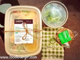 First off, reviews of cookunity do not specify separate menus like a keto menu or vegan menu. Cookunity Food Lover Girl