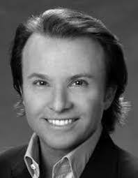 Derek Norton's Instagram, Twitter & Facebook