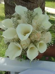 Bouquet Bridal White Calla Lilies Roses And Baby S Breath Bouquet Calla Lily Bouquet Bridal Bouquet Calla Lillies Calla Lillies