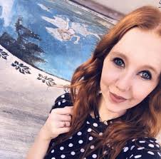 Giant Books & Apple in Bellflower, CA (16 Photos)